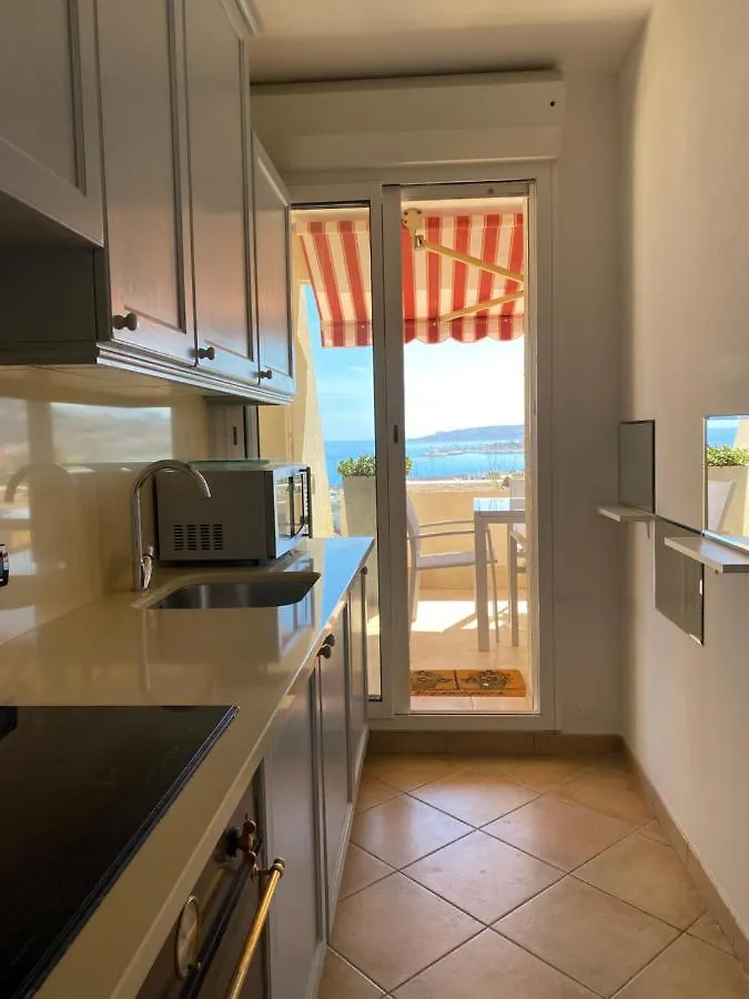 Mansfield Vue Carte Postale Terrasse Piscine Calme Port A 200M A Pied Apartment Menton