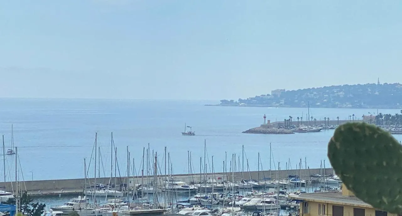 Mansfield Vue Carte Postale Terrasse Piscine Calme Port A 200M A Pied Apartment Menton