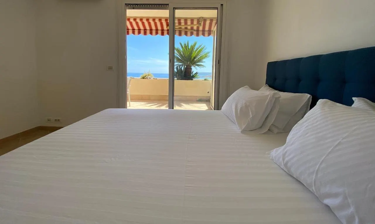 Mansfield Vue Carte Postale Terrasse Piscine Calme Port A 200M A Pied Apartment Menton