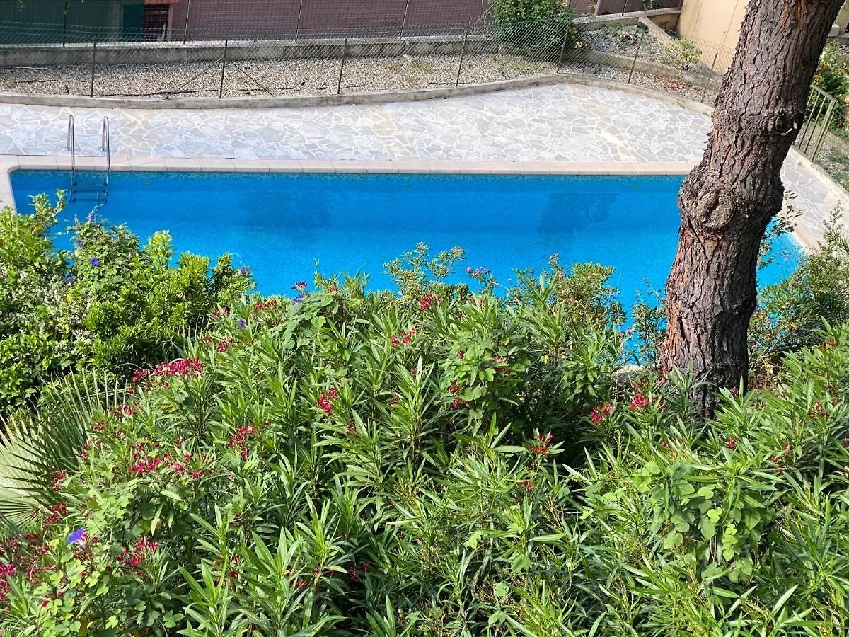 Mansfield Vue Carte Postale Terrasse Piscine Calme Port A 200M A Pied Apartment Menton France