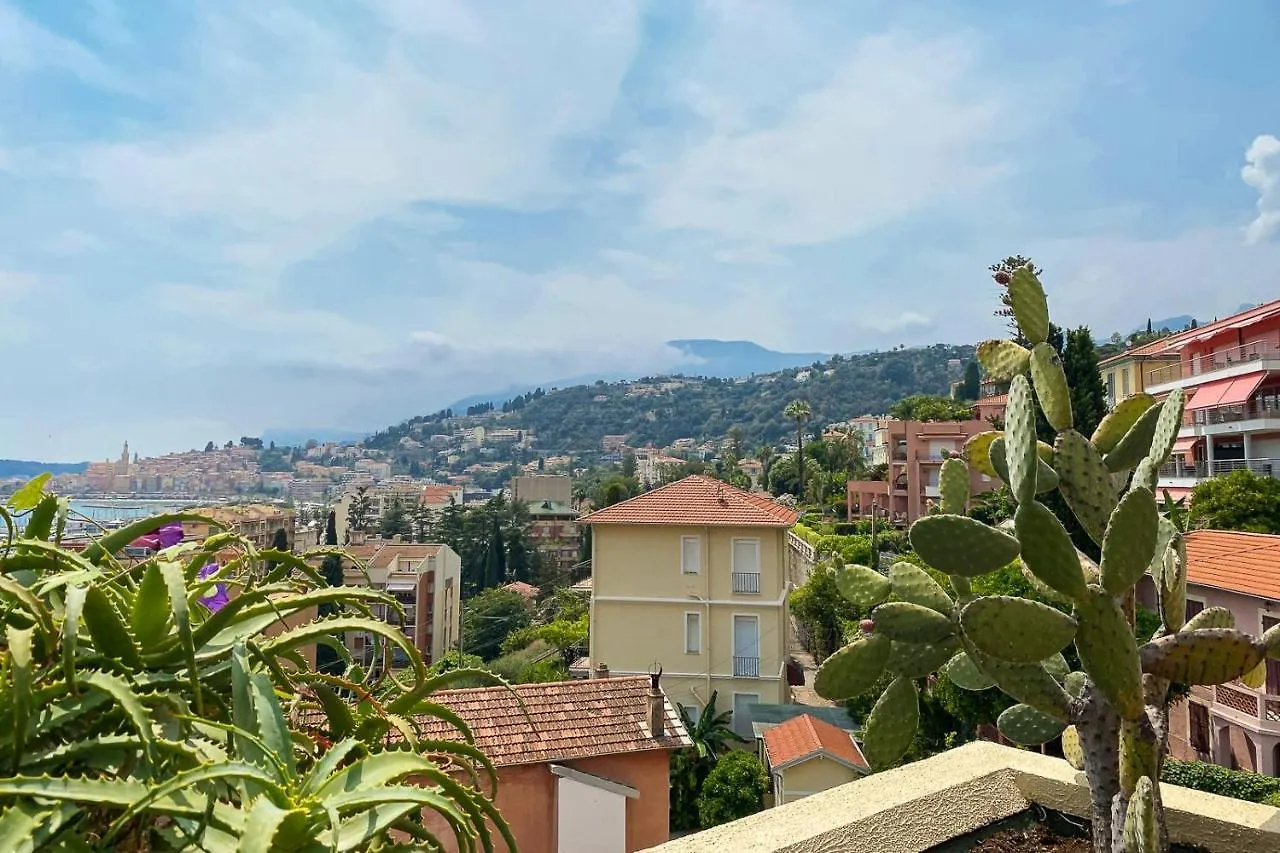 Mansfield Vue Carte Postale Terrasse Piscine Calme Port A 200M A Pied Apartment Menton